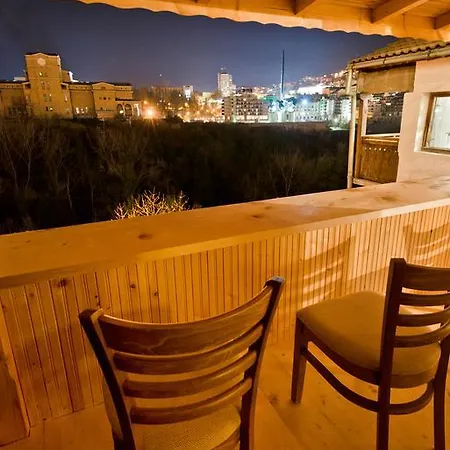 The Lion's 4* Veliko Tárnovo